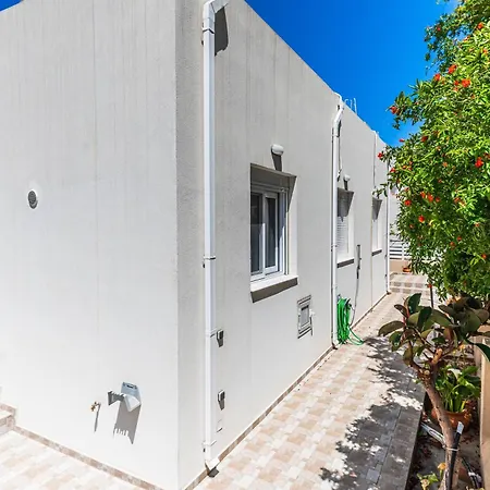 Kira's House Rhodes Town 度假居 Rhodes City