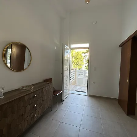 Kira's House Rhodes Town Holiday home *