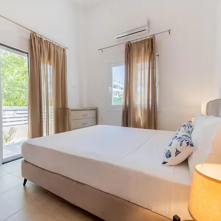 Kira's House Rhodes Town Holiday home *