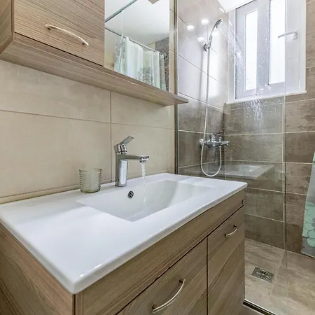 Kira's House Rhodes Town Родос